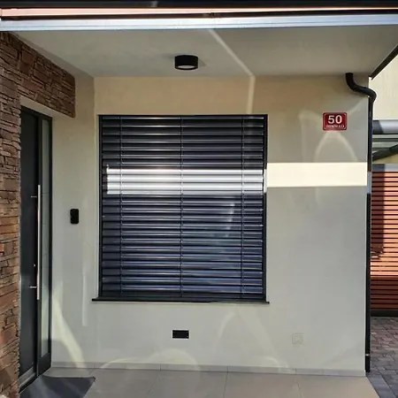 Apartma Archy Apartment *