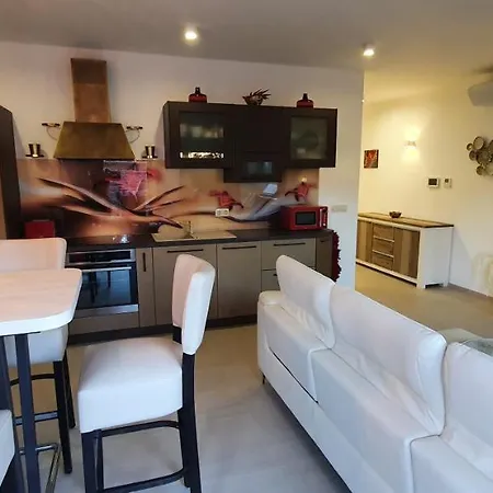 Apartma Archy *